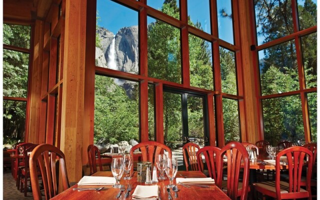 Yosemite Valley Lodge