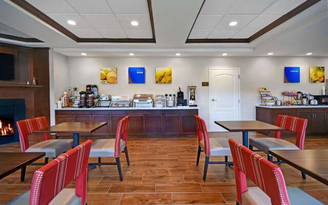 Comfort Inn & Suites Wilton