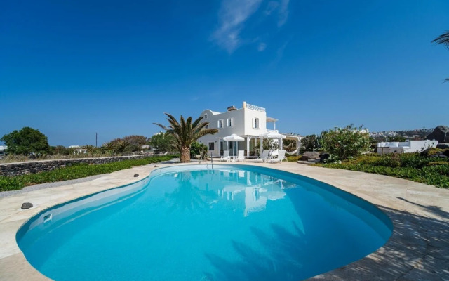 Villa Celma in Santorini