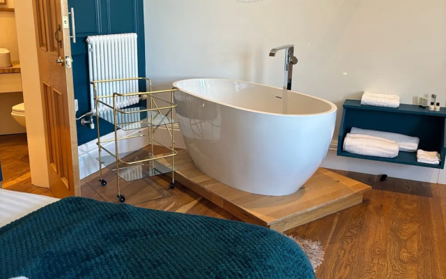 No. 1 High Street - Boutique Rooms
