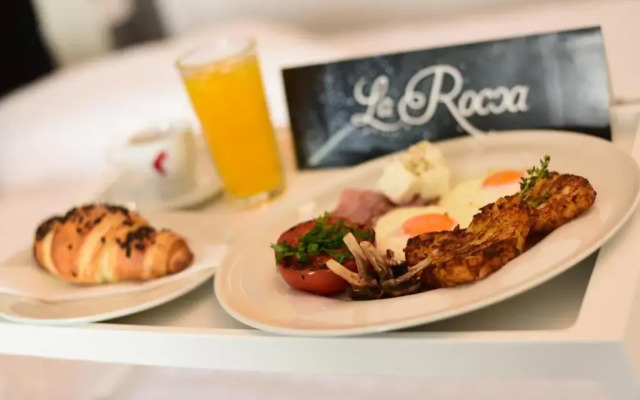 La Rocca Hotel Boutique