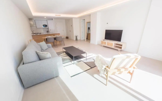 Ground Floor With Garden In The Golden Mile