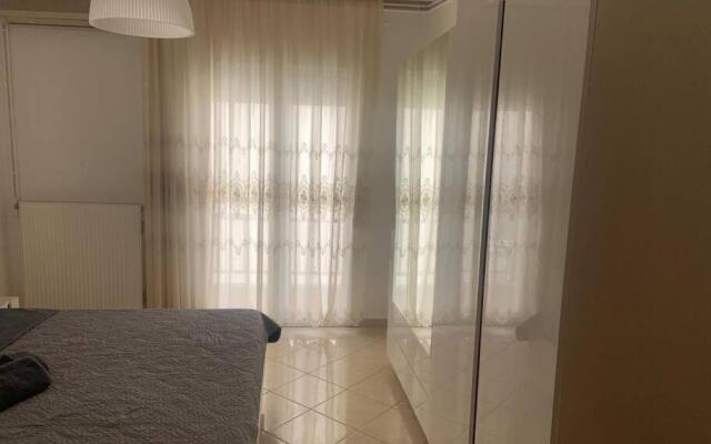 2 bedroom holiday flat, renovated, in the centre