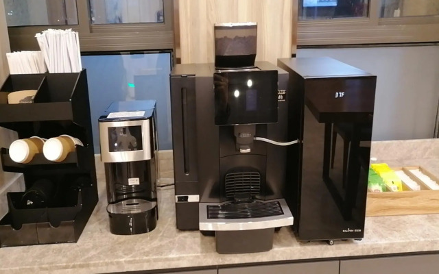 Hanting Shanghai Pudong Airport Chenyang Road