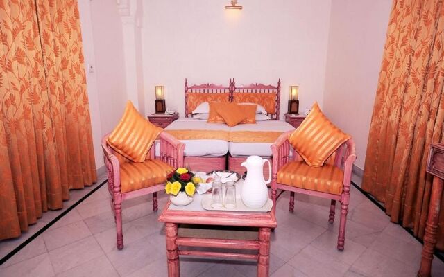 Garden Hotel