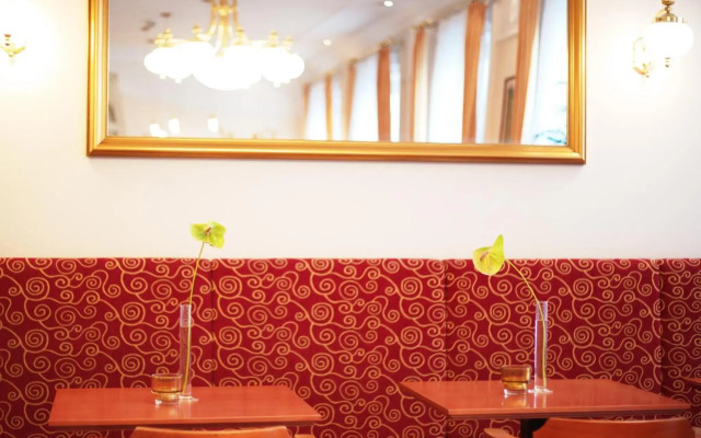 Hotel Drei Kronen Vienna City