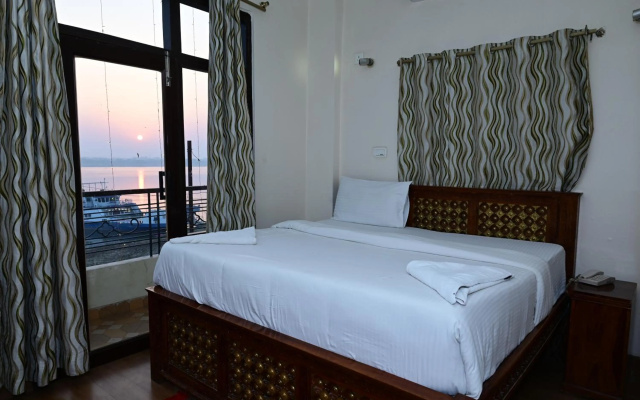 Ganga Monastery – Guest Rooms – Varanasi
