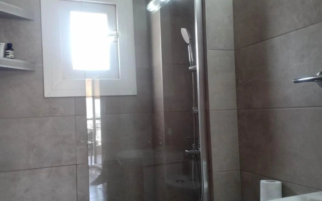 modern&comfortable apartment Euosmos Thessaloniki