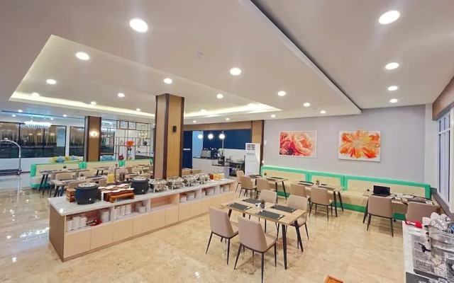 Front One Boutique Adria Boyolali