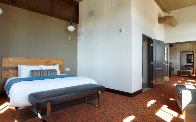 The Brewhouse Inn & Suites