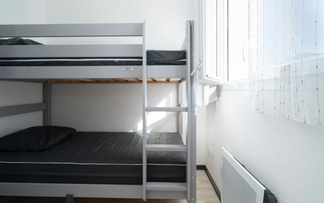 Bright Retreat Near Beach