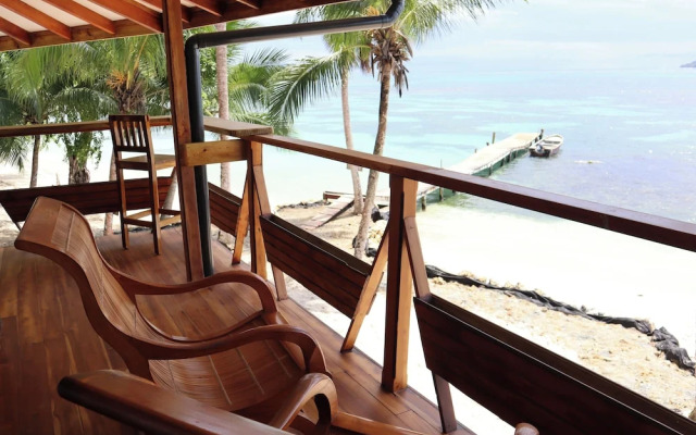 Bocas Beachfront Lodge