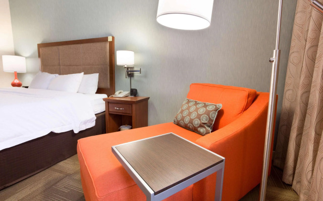 Spark by Hilton St. Louis Southwest