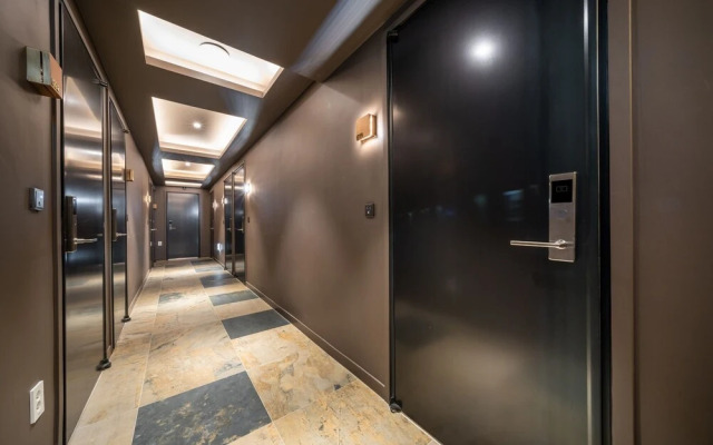 Seongnam 313 Avenue