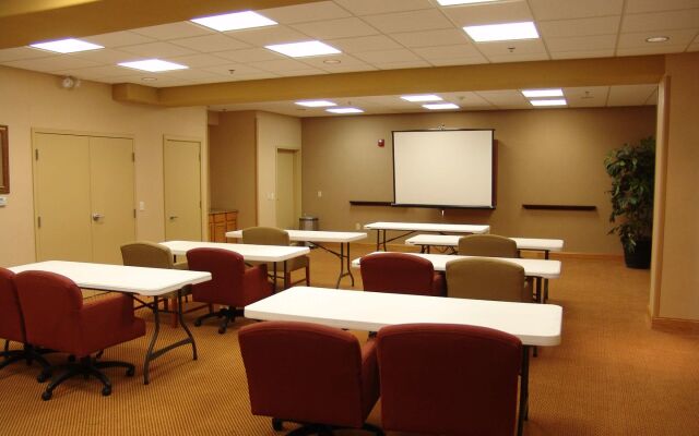 Hampton Inn Garden City