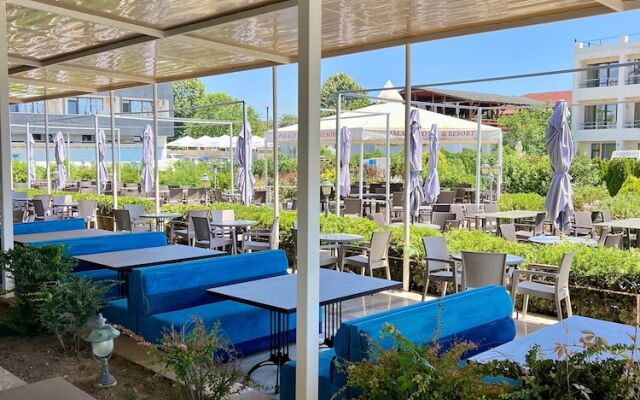 Palace Beach Resort