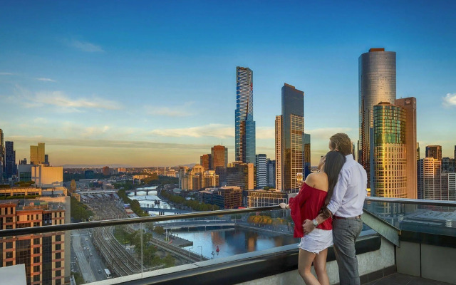 Aura on Flinders