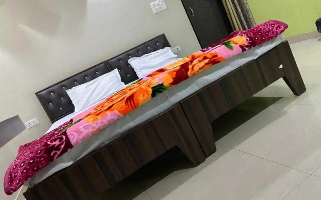 Oyo Flagship 80784J Sky Inn Hotel & Banquet Hall