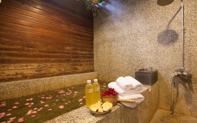 Lan Guei Hot Spring Hotel