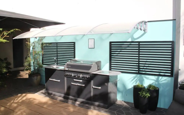Salamander Beach Accommodation Adults Only