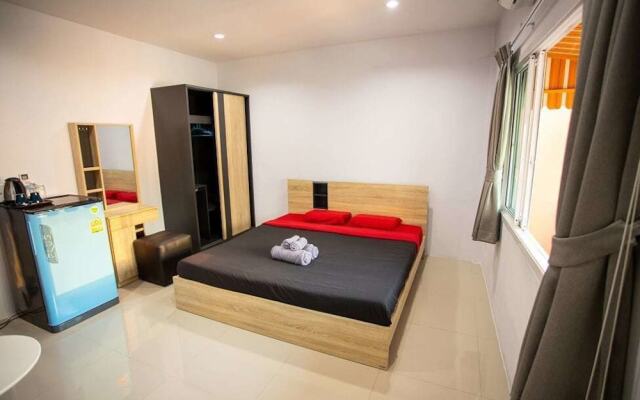 Ink 18/2 Hostel (Sukhumvit  22)