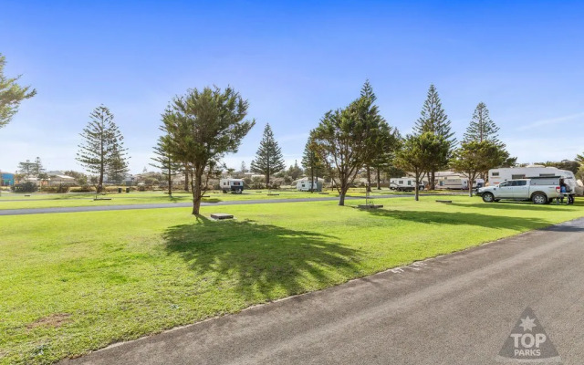 Moana Beach Tourist Park