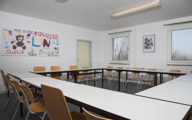 Hostel Pro-social