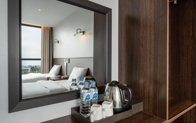 Sunrise Hotel Jungmun