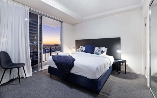 Chevron Renaissance - Wow Stay