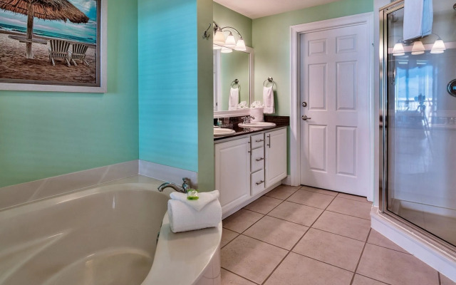 Calypso 305E 291773 by RedAwning