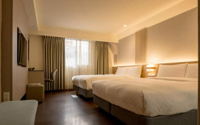 VIP Hotel