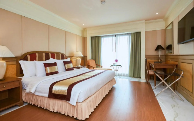 The Royal City Hotel