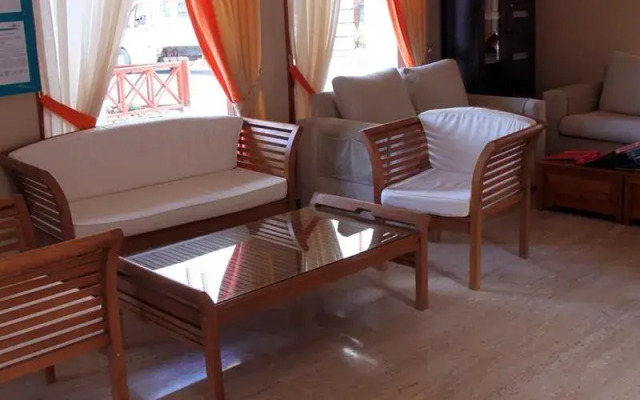 Idyros Hotel