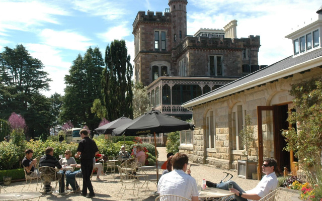 Larnach Lodge