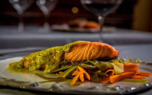 Hotel Chateau Physique