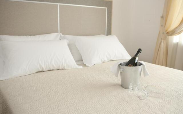 Champagne Rooms