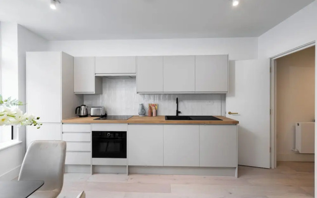VESTO Brighton