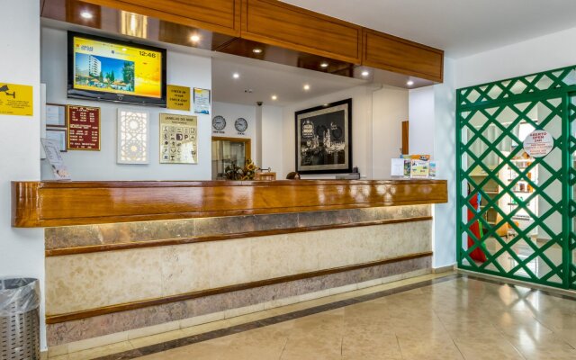 Apartamentos Turísticos Janelas do Mar