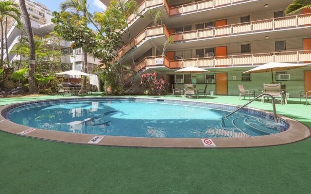 Waikiki Condo Rental - Hawaiian King