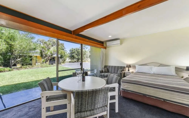 Comfort Inn William Macintosh