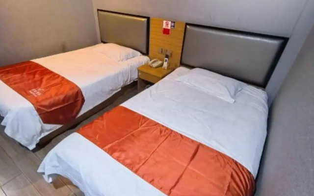 Shell Shanghai Chedun Yingshi City Yingshi Road Hotel