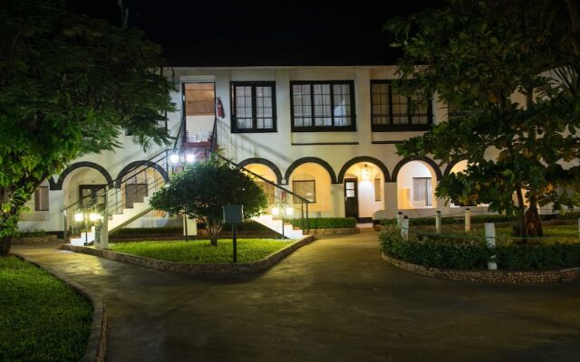 Sunbird Livingstonia Beach Hotel