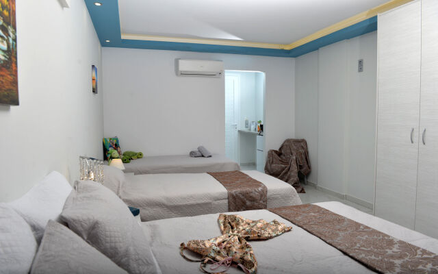 Callinica Hotel