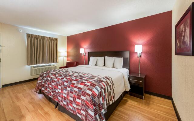 Red Roof Inn Marion, IN