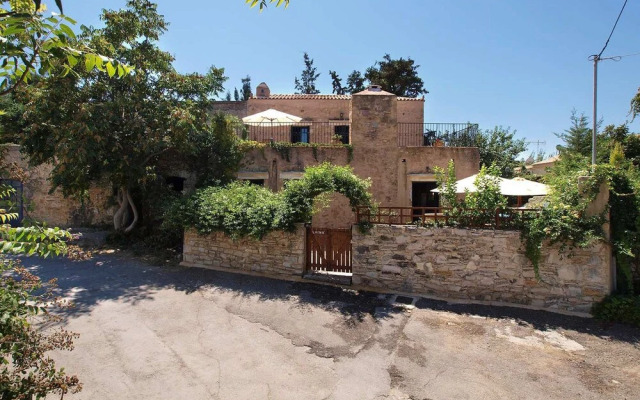Villa Laina