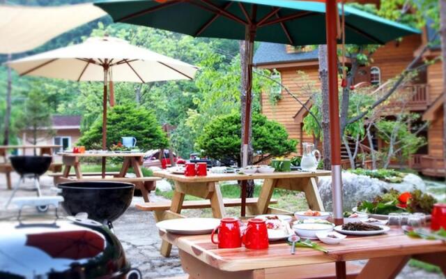 Yangyang Monbijou Pension