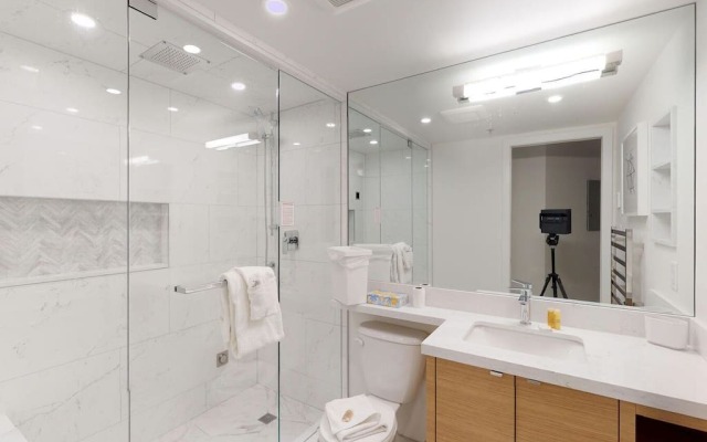 Ski in Ski out - Steam Shower - Roof top Hot tub