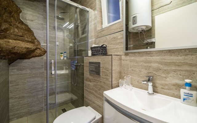 Hidden Gem Apartment