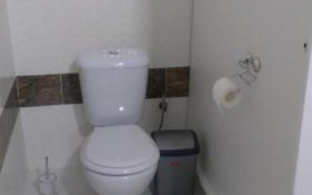 Hostel on Dragomanova 27