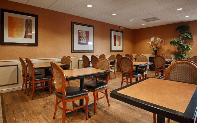 Best Western Savannah Historic District